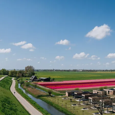 Comfy With Microwave, Near Markermeer Wijdenes